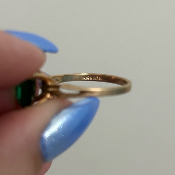 ๐๐ KSK Vintage 10K Yellow Gold Ring with Emerald Green Gem ~ โWickedโ vibes ~๐๐ - Picture 6 of 6